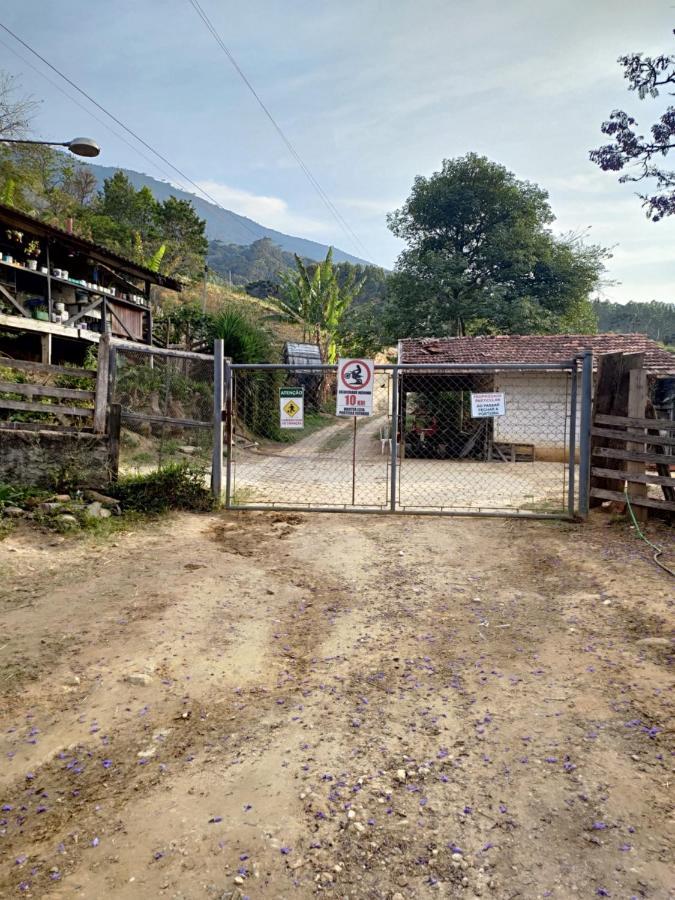 Solar Dos Canarios Sao Bento do Sapucai Ngoại thất bức ảnh