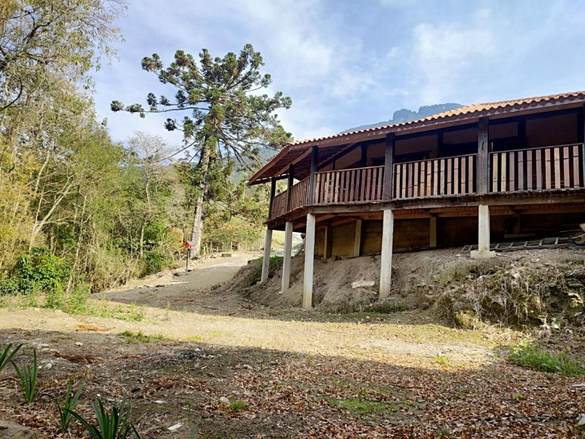Solar Dos Canarios Sao Bento do Sapucai Ngoại thất bức ảnh